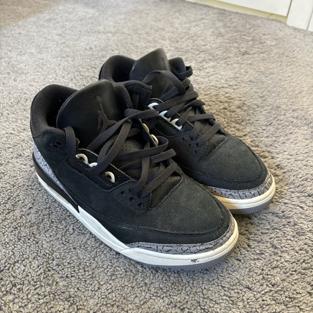 Black Jordan 3 trainers #jordan3; no box, women’s 8.5/mens 7.5